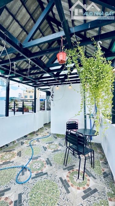 Bán Nhà Bình Thạnh- Hoàng Hoa Thám - Nhà Đẹp 4 Tầng - DT 40m2 - Full Nội Thất - Nhỉnh 6 tỷ - 4