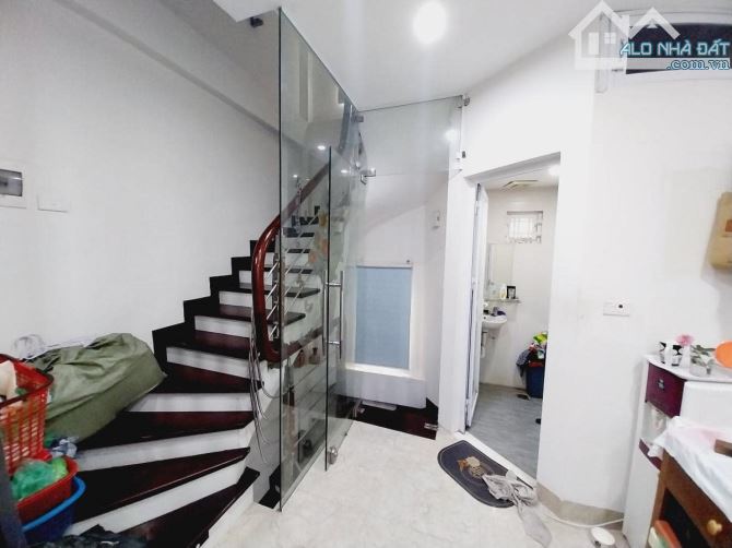 BÁN NHÀ MẶT NGÕ GẦN PHỐ 7,9 TỶ 30m 5 TẦNG MT 3,6m Ô TÔ ĐỖ CỬA HOÀNG HOA THÁM BA ĐÌNH - 5