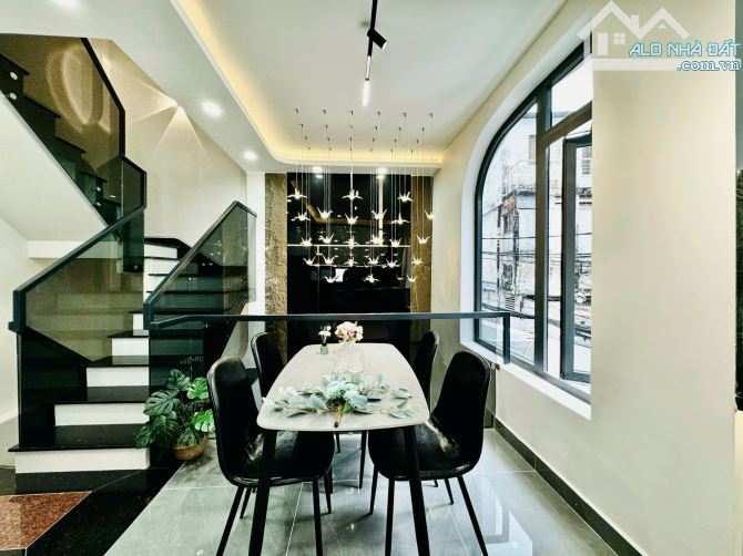 Chủ Bán Gấp Phan Tây Hồ Chỉ 7 Tỷ 950 39m2 . 4 Tầng 4 Phòng Ngủ . HXH Vào Tới Nhà . - 5