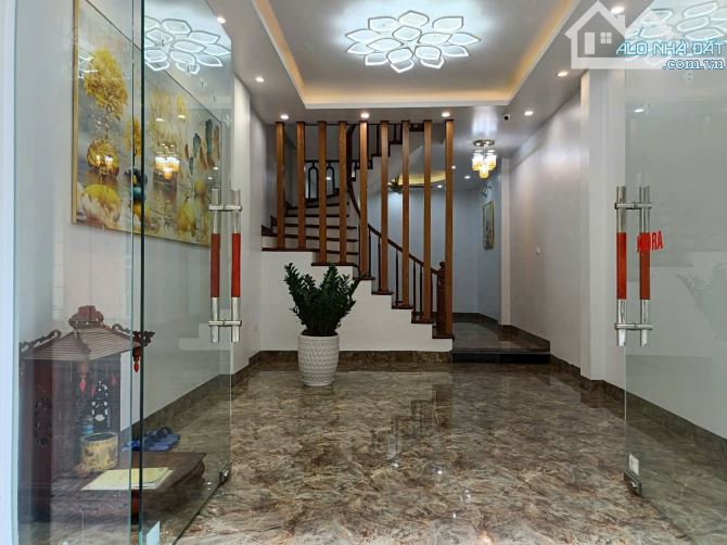 BÁN NHÀ PHỐ NGỌC LÂM LONG BIÊN NHỈNH 12 TỶ 44M ,5TẦNG, FULL NT, Ô TÔ TRÁNH,KINH DOANH MẠNH - 5