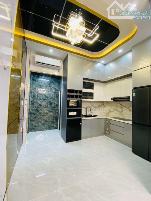 Nhà mới XÂY. 4 tầng hoàn công đủ. Đường 6m có vỉa hè khu phân lô - 5