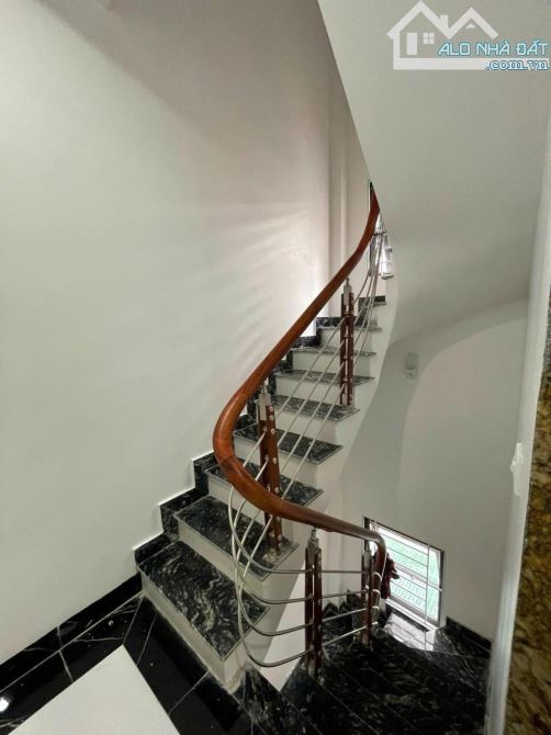 BÁN NHÀ PHỐ PHÙNG CHÍ KIÊN, Ô TÔ, 6 TẦNG, THANG MÁY, 50M2, GIÁ 14.6 TỶ - 5