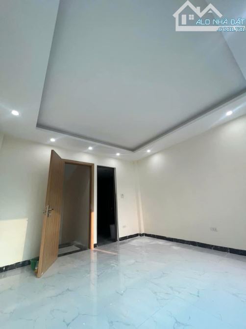 Ảnh thật! em Bán căn nhà thị trấn Chúc Sơn gần LK Lộc Ninh nhà 31m 4tầng giá 2.98 tỷ - 5
