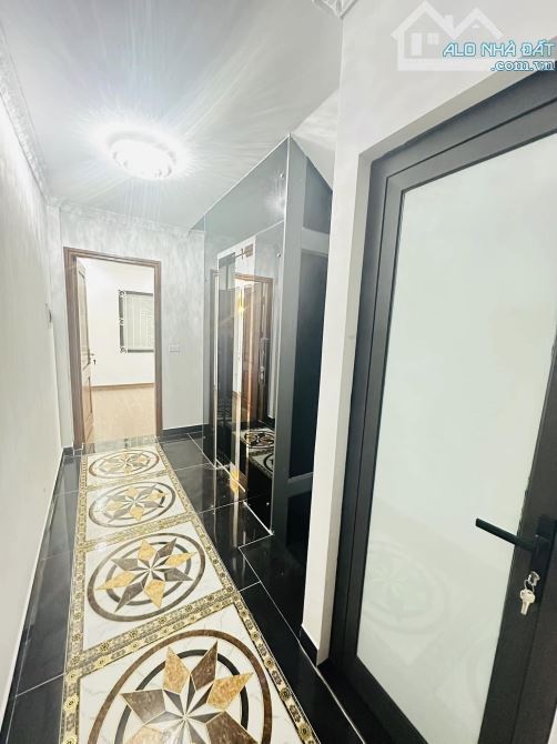 54M2 CẦU GIẤY NHÀ MỚI KEENG  - THANG MÁY - HAI THOÁNG - NGÕ THÔNG - 5