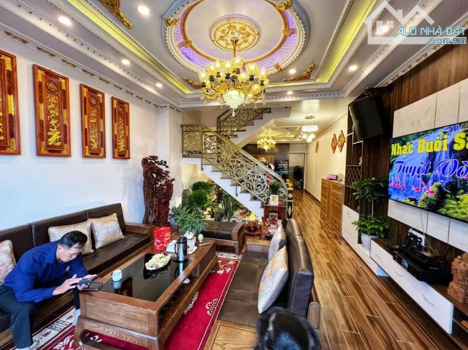 Cần bán nhà 4 tầng mới xây tại Ngã 5 Trường Đại Học Đà Lạt view Đỉnh - 5