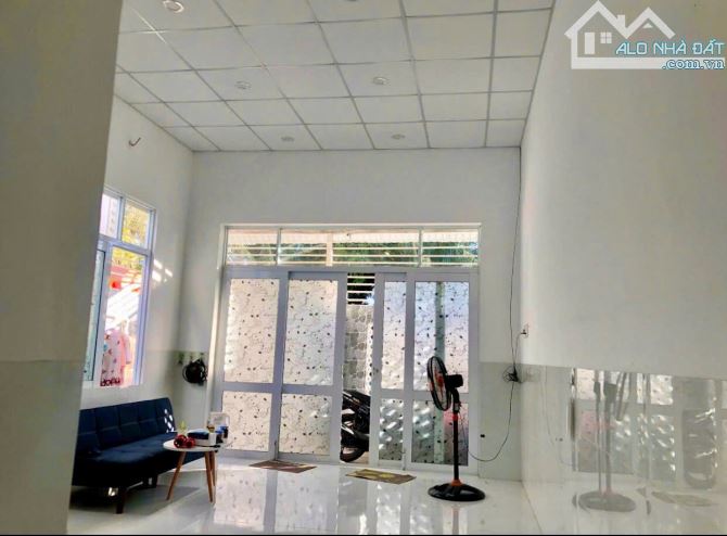 Cần bán nhà mới 3 phòng 2 wc Huỳnh Tấn Phát Phan Rang kề khu K1 - 6