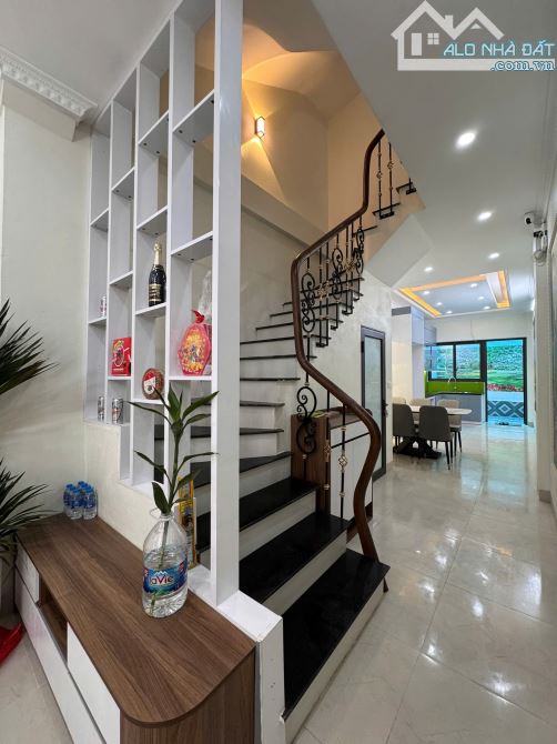 NHÀ MỚI TAM TRINH_LÔ GÓC,NGÕ THÔNG, ÔTÔ,THANG MÁY,KINH DOANH_ĐẸP,SỊN - 6