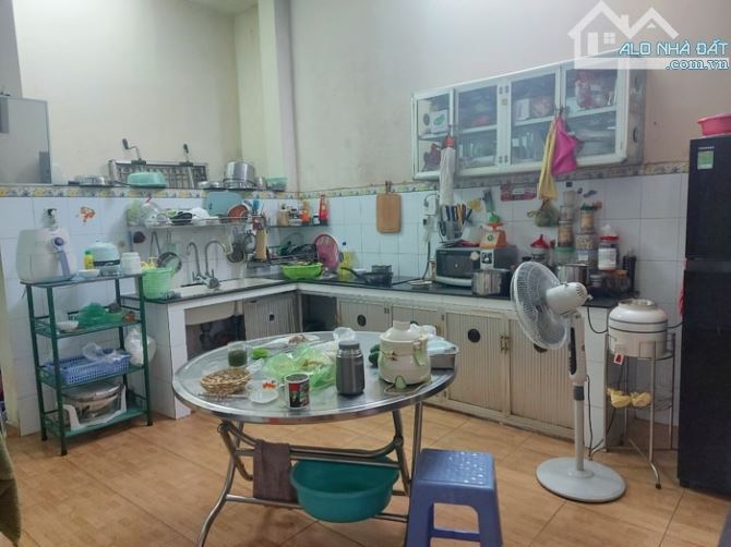 NHÀ DIỆN TÍCH LỚN - GẦN MẶT TIỀN - NGANG BỀ THẾ HƠN 5M (89m2) - BÁN CHIA TÀI SẢN - 9 TỶ - 6