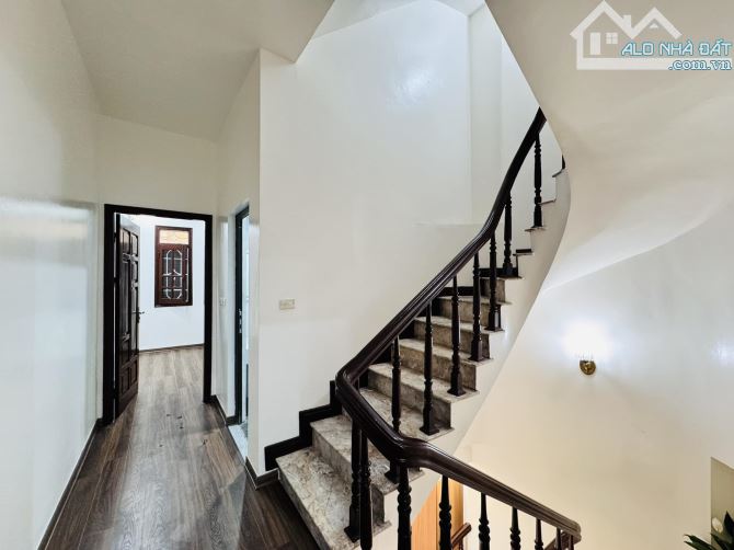 Cần bán gấp nhà phố Xuân Đỉnh  45m2, 4T, 2 mặt ngõ ô tô, full nội thất, ở ngay HÀNG VIP 2 - 6