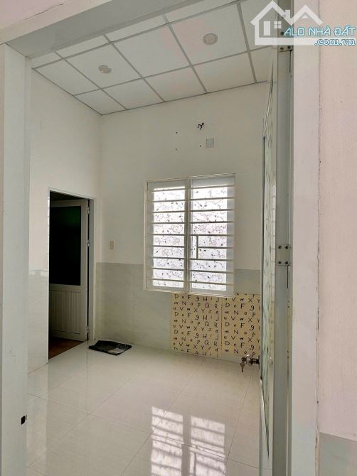Cần bán nhà mới 3 phòng 2 wc Huỳnh Tấn Phát Phan Rang kề khu K1 - 7