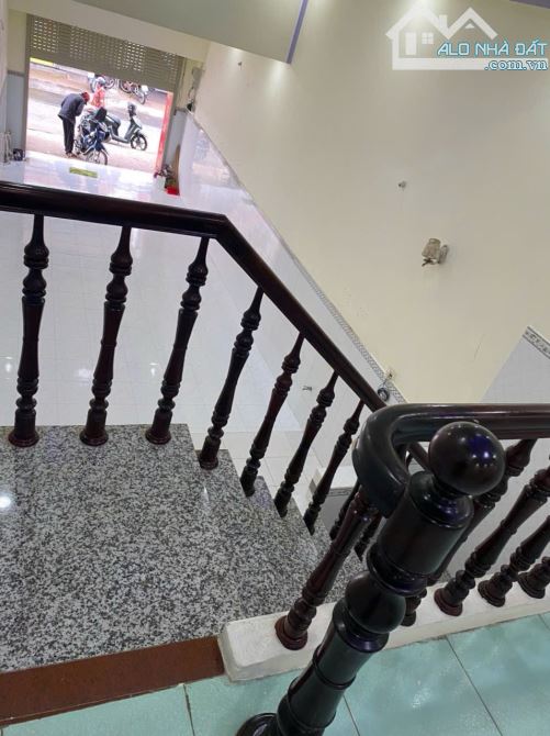 Bán nhà mặt tiền chợ lớn Phan Thiết đường Đinh Tiên Hoàng giá 7.2 tỷ - 8