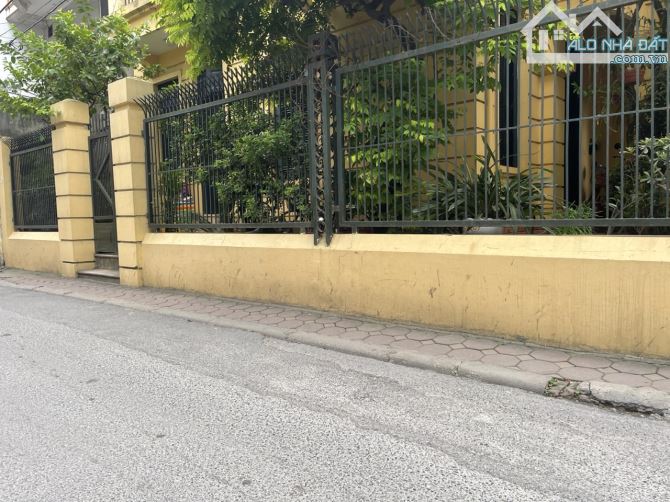 BÁN ĐẤT MẶT NGÕ 2 THOÁNG TRƯỚC SAU 17 TỶ 55m MT 4,5m Ô TÔ TRÁNH KINH DOANH VÕNG THỊ TÂY HỒ