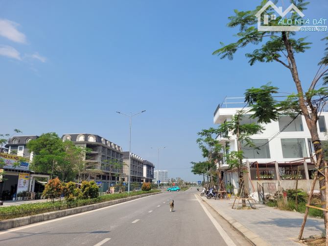 BÁN ĐẤT MẶT TIỀN VÕ NGUYÊN GIÁP, BÊN CẠNH AON MALL