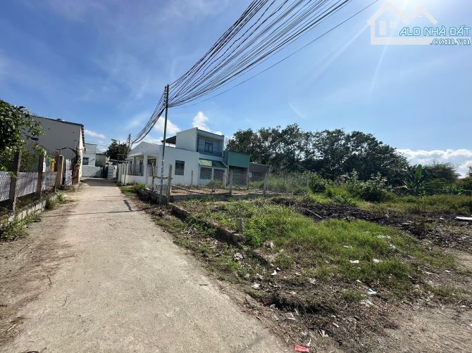 BÁN LÔ ĐẤT NGAY VĨNH HIỆP, TP NHA TRANG GIÁ 1,25 TỶ. CÁCH BIỂN 5KM - 3
