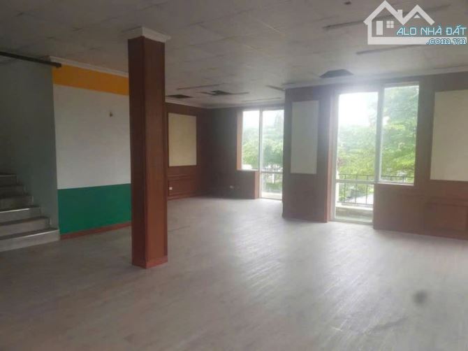 Cho thuê Biệt thự MBKD Lê Trọng Tấn, 330m2 Giá 50tr