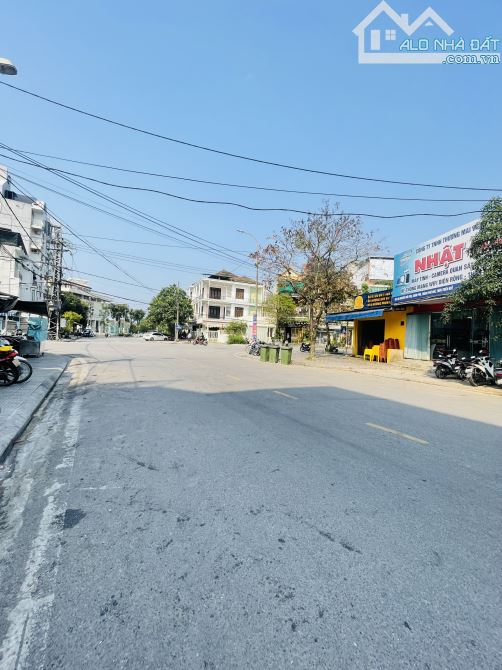 Bán Nhà mặt tiền Nguyễn Hữu Thọ , phường xuân phú , Tp Huế