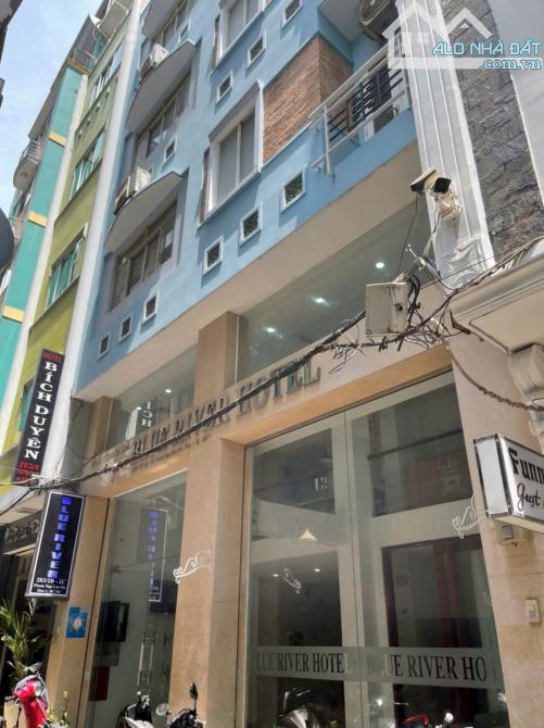 Bán Hotel Phạm Ngũ Lão, PNL, Q1 - KC 6 Tầng (8x12m) 20 phòng, sẵn HĐT 80tr/tháng- 33,5 Tỷ