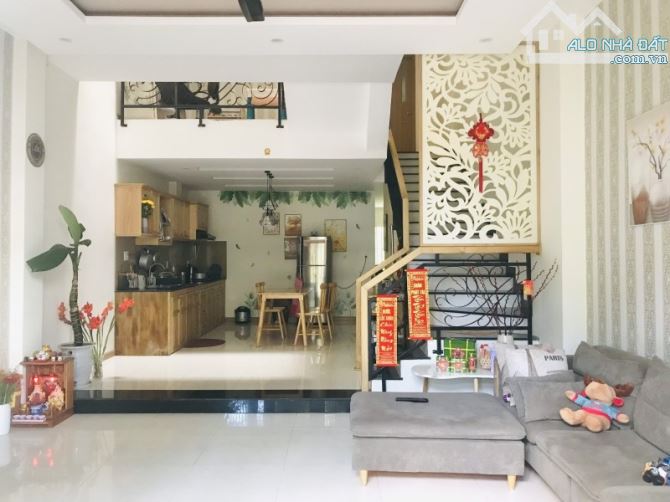 💥SIÊU PHẨM NHÀ ĐẸP 3 TẦNG - NGUYỄN THỊ BẢY - THANH KHÊ - NHỈNH 5 TỶ