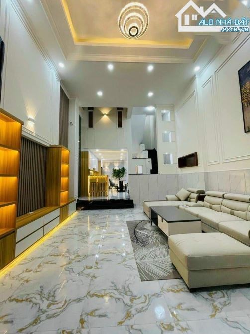 Duy nhất căn xô viết nghệ tĩnh, bình thạnh dt: 65,3m2 giá: 2 tỷ 320 triệu, hẻm ô tô 5.5m