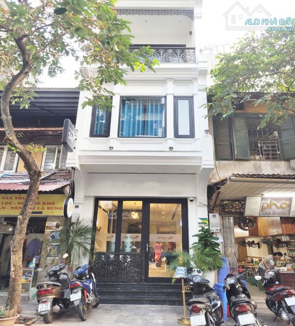 Bán Nhà Mặt Phố Bùi Thị Xuân, Hai Bà Trưng, DT 73m2 x 5 Tầng, MT 4.6m.