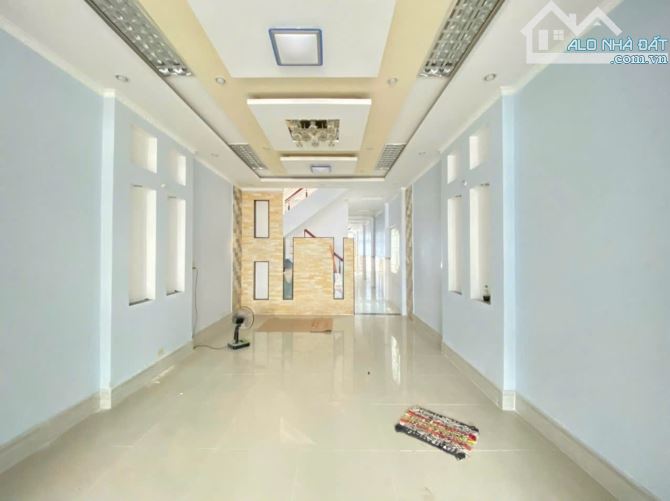 BÁN NHÀ TRỆT LẦU MẶT TIỀN HẺM LIÊN TỔ 12-20 ĐƯỜNG NGUYỄN VĂN CỪ - 1