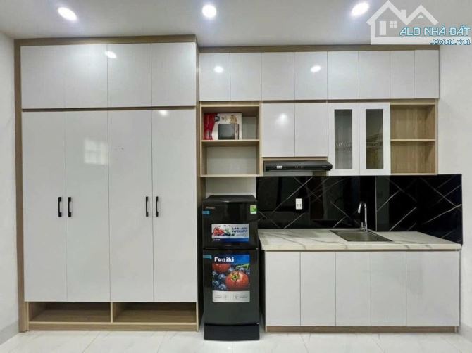 BÁN TOÀ CHDV HOÀNG QUỐC VIỆT, TRẦN CUNG 45M2 - 6 TẦNG - 9 PHÒNG FULL DOANH THU 50TR/TH - 1