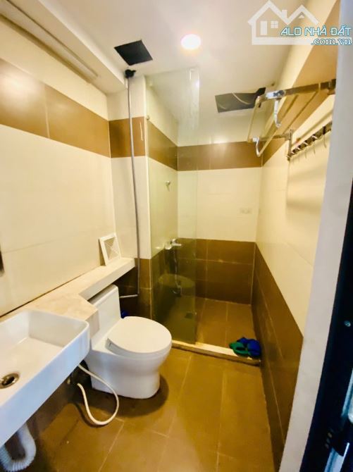 Cho thuê phòng ngõ 100 Trần Duy Hưng khép kín điều hòa nóng lạnh máy giặt đầy đủ sạch đẹp. - 1