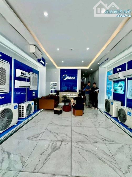 Bán Nhà Mặt Phố Liễu Giai Ba Đình - 1