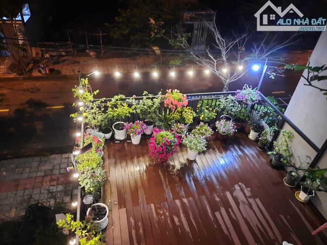 Tôi chính chủ cần bán nhà 3 tầng đường 7,5m - 9