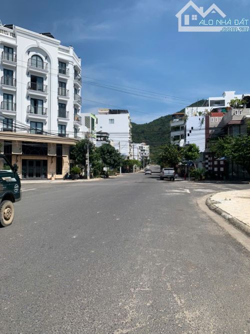 CẦN BÁN LÔ ĐẤT MẶT TIỀN NGUYỄN DỮ, TP NHA TRANG GIÁ CHỈ 5,720 TỶ - 1