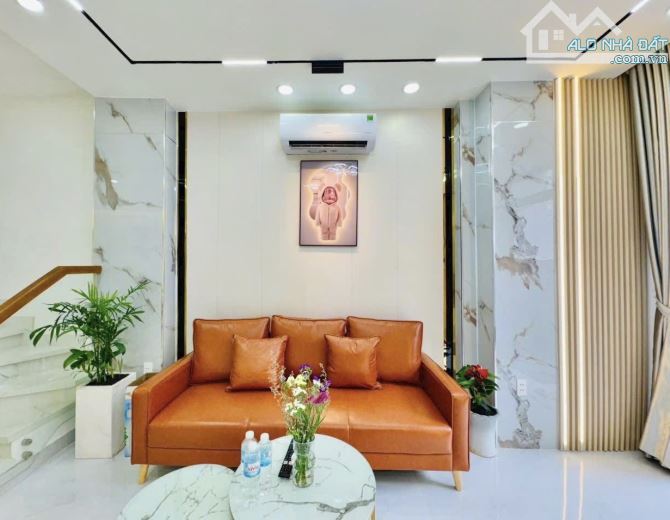 Nhà mới đẹp, dọn vào ở ngay Hồng Hà, Tân Bình. Giá: 3 Tỷ 120 / 48m2, chỉ 1 căn duy nhất - 1