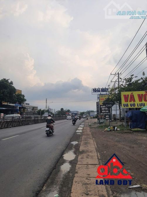 Bán Đất Mặt Tiền QL.1A Quảng Tiến -TB . 943m2 Giá chỉ 14 tỷ. Sát bên thị trấn trảng bom. - 1