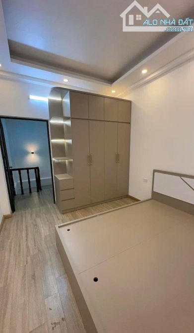 BÁN NHÀ ĐỊNH CÔNG THƯỢNG, HOÀNG MAI, 30M2x4T, GIÁ NHỈNH 4 TỶ, CÁCH CẦU LỦ 100M, FULL ĐỒ - 1