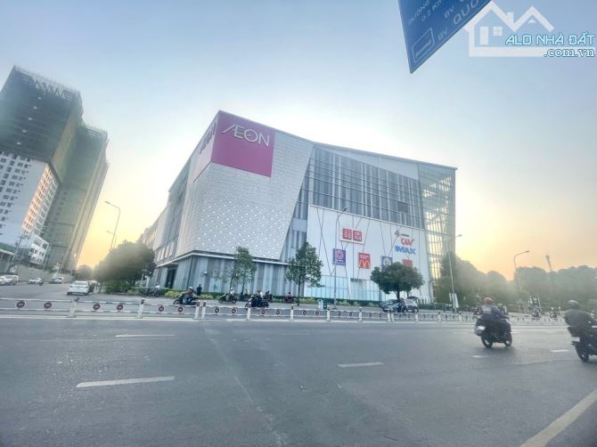 BÁN NHÀ 2 MẶT TIỀN LÔ GÓC THOÁNG MÁT NGAY AEON MALL TÊN LỬA - 1