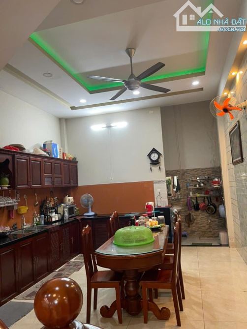Nhà đẹp 4 tầng, Lã Xuân Oai, TNP A, 72m2, 5PN, HXH vào nhà, nhỉnh 5 tỷ - 1