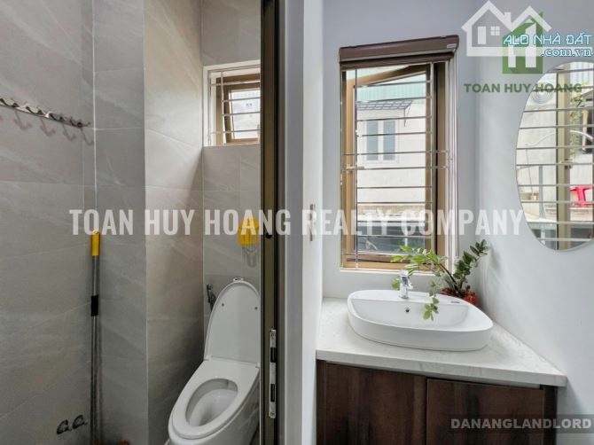 Nhà đẹp 3 phòng ngủ khu Nam Việt Á - B876 - 15