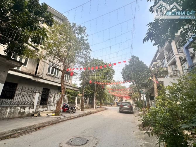Bán liền kề, biệt thự Vân Canh Hud đường Trịnh Văn Bô giá dầu tư - 2