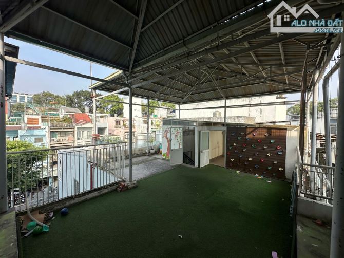 Bán nhà mặt tiền số 178 Nguyễn Duy Dương, Quận 10. DT: 11.6*30M. Giá chỉ: 78 tỷ - 20