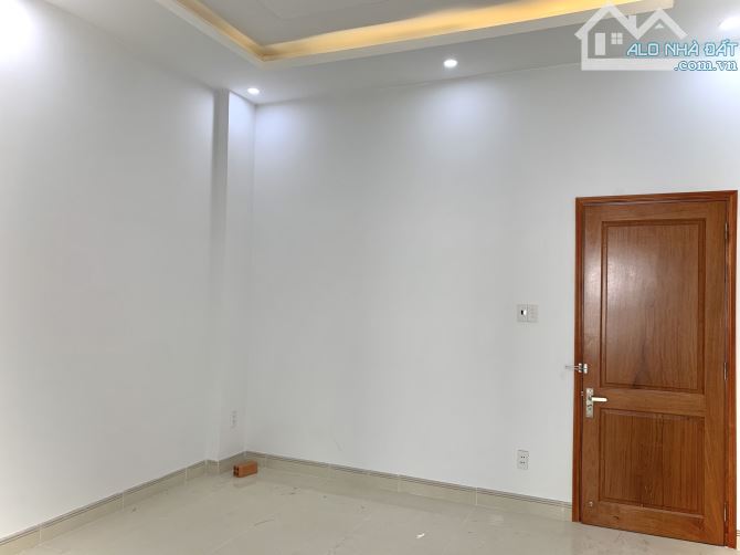 Bán Nhà 1Trệt 3Lầu Đường N2 KDC D2D Phường Thống Nhất , Biên Hòa, Đồng Nai Gía 7,95 Tỷ - 2