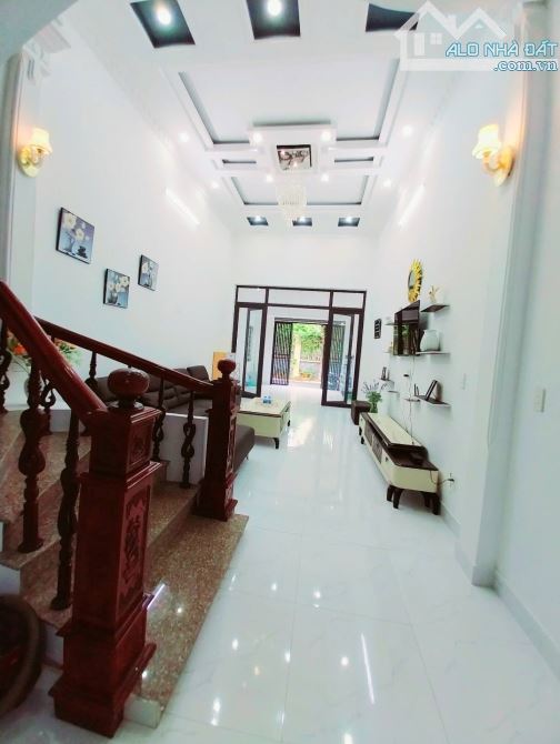 Bán nhà 4 tầng Ngô Gia Tự,Hải An.62m2.Ô tô đỗ trong nhà.Đường 6m. FULl NỘi THẤt.Chỉ 4,95 t - 2