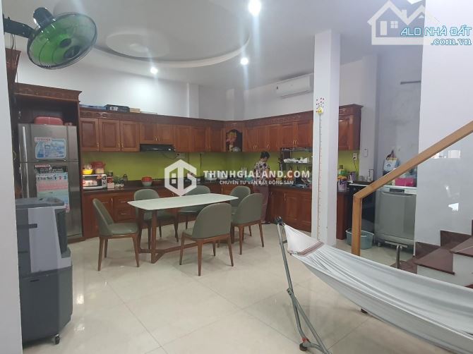 BÁN NHÀ NGANG 6,3M MẶT TIỀN ĐƯỜNG 30/4, VỊ TRÍ KINH DOANH TỐT, GIÁ 13 TỶ THƯƠNG LƯỢNG - 2