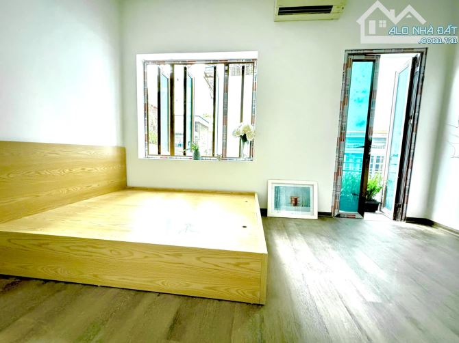 Bán nhà 7 tầng Thang Máy phố Chính Kinh 49 m giá 10.5 tỷ - 2