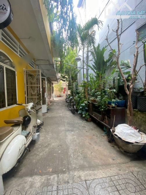 🏠 Bán nhà Tân trang - Cách MT 20m Đường Nguyễn Trung Trực, P.5, 35m2, 4.7 Tỷ - 2