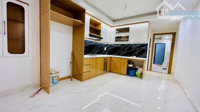 88M² 4Tầng BTCT Hẻm Xe Tải - Xe Hơi Ngủ Nhà - Nhà Mới Như Hình - 2