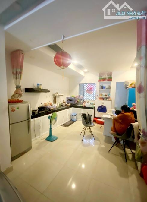 Bán nhà Nguyễn Quý Yêm 3 tầng, xe hơi ngủ nhà, hoàn công đủ nhỉnh 5 tỷ - 2