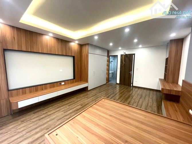 SỐ 2 KHÔNG CÓ SỐ 1 DO NHA 45M2X5T, MẶT TIỀN 4.6, Ô TÔ TRÁNH GẦN, Ở SƯỚNG, GIÁ TỐT 6 TỶ TL - 2