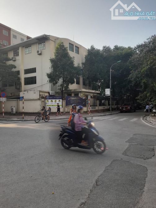 Bán biệt thự Lưu Hữu Phước, Mỹ Đình. DT 100m2, 5 tầng. Giá 32 tỷ Ở Làm Văn Phòng cho Thuê - 10