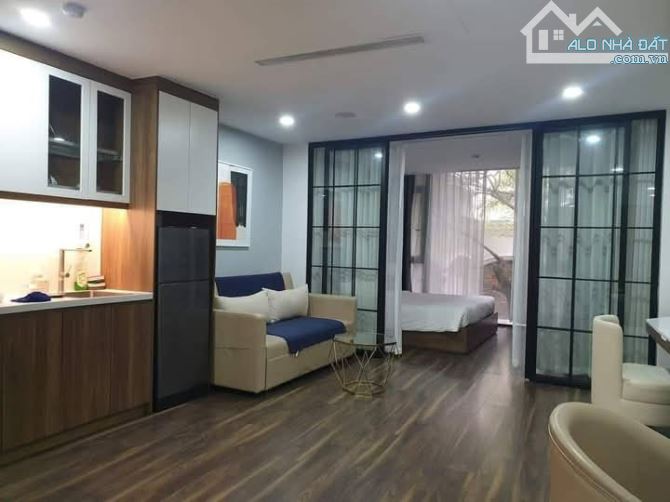 83 tỷ - Khách sạn MP Hàng Mã 125m, 9 tầng thang máy, sổ đẹp 1 chủ. - 3