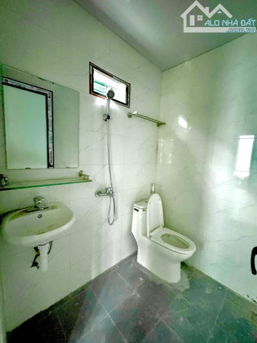 Bán nhà 7 tầng Thang Máy phố Chính Kinh 49 m giá 10.5 tỷ - 3