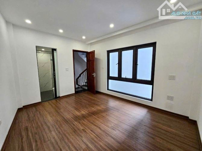 Bán nhà riêng 5.5 tỷ, 30m2 * 4.4m * 5 tầng view đẹp hiện đại, phố Văn Hội, Bắc Từ Liêm - 3